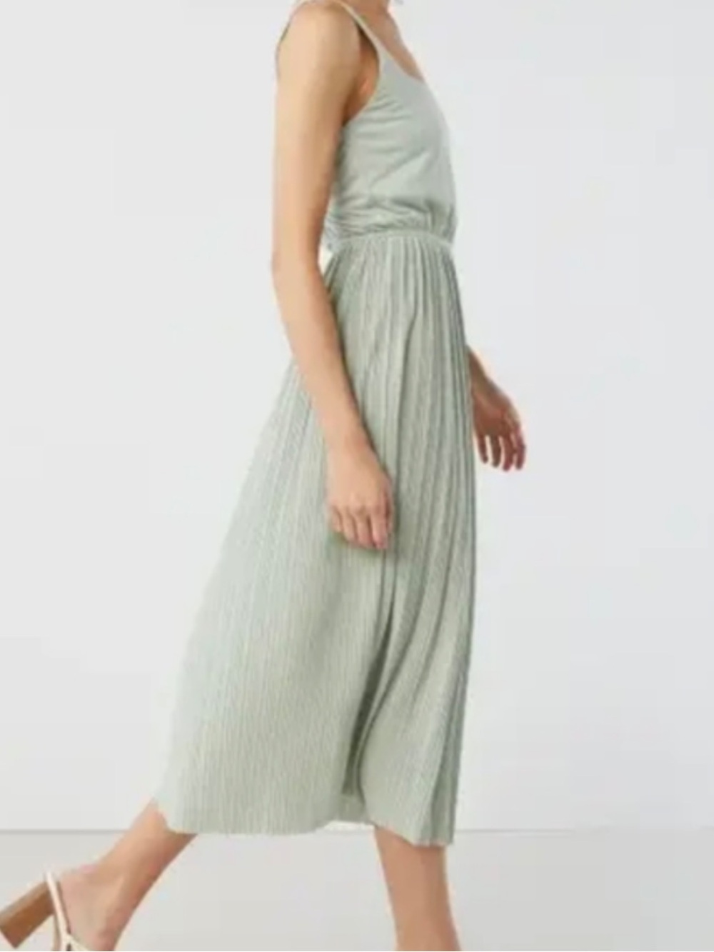 OAK + Fort Pleated Sleeveless Midi Maxi Dress Flowy Breathable Sea Foam Green M